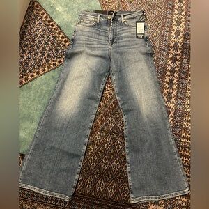 7 For All Mankind High-Rise Wide-Leg Women’s Jeans